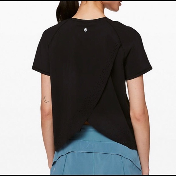 NEW Lululemon Pace Short Sleeve size 6 - Picture 2 of 9